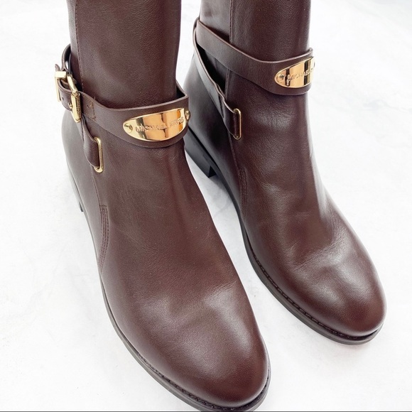 [Michael Kors] Classic Brown Leather Ankle Boots - Picture 7 of 7